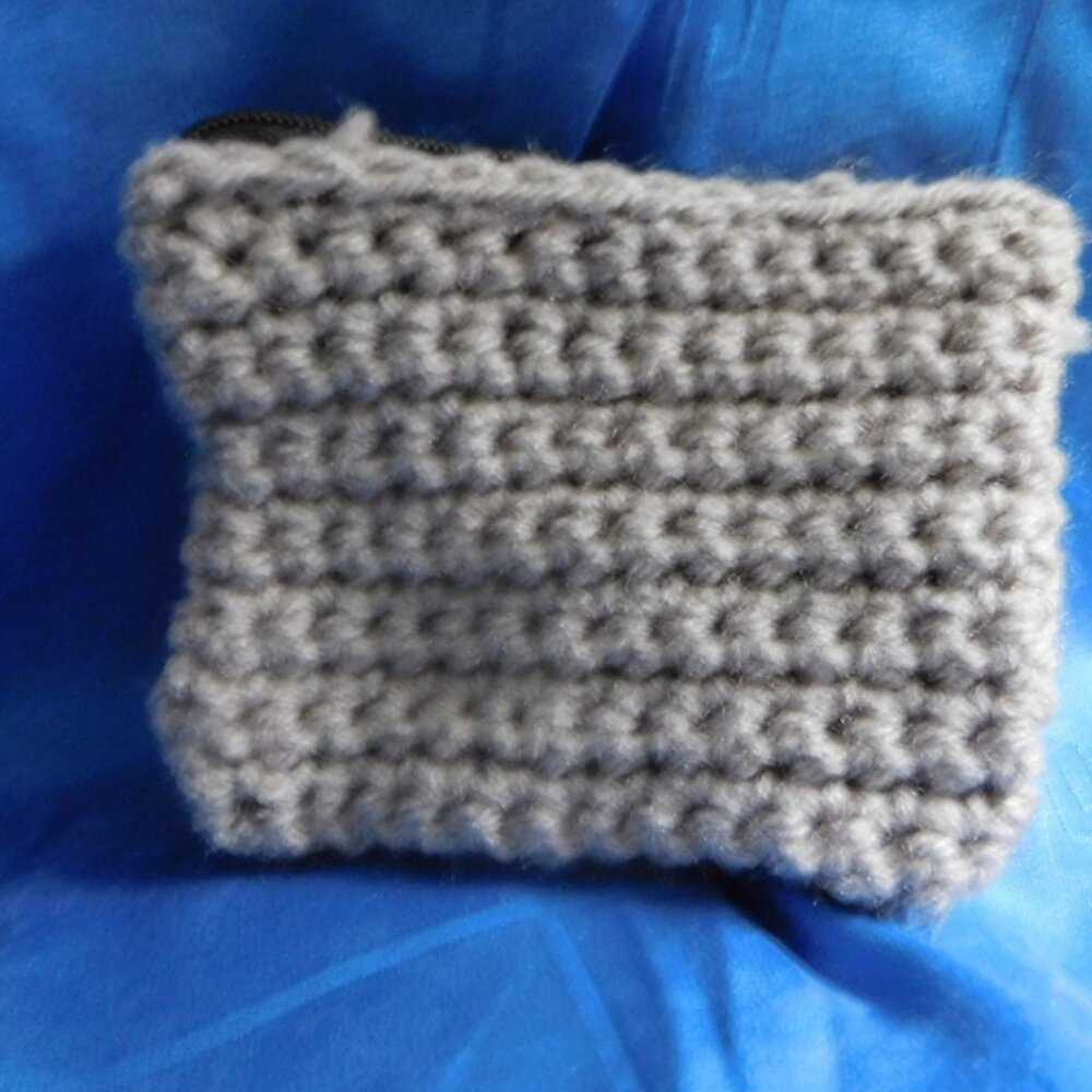 New Grey crocheted change purse with zipper and keyring